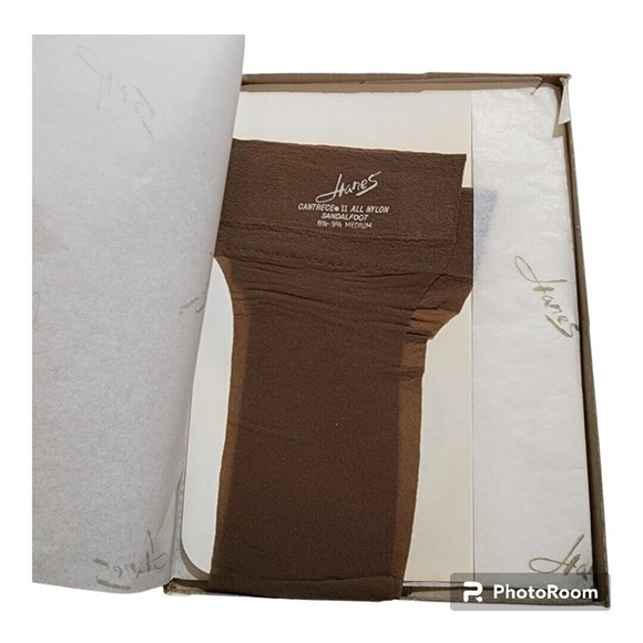 Hanes Stockings 4 Pair Vintage Hosiery Box Cantrese II Size 8.5 9.5 Medium Nylon - Picture 1 of 6
